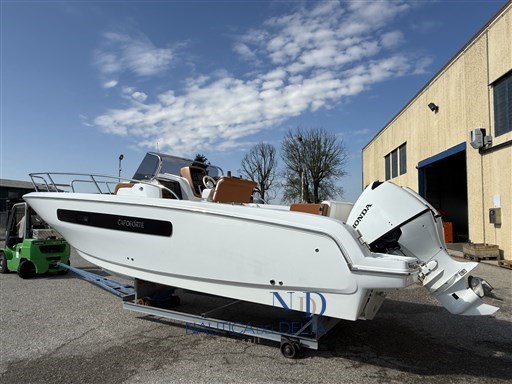 Invictus Capoforte Cx270