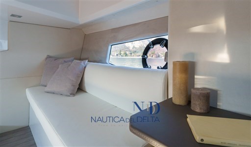 C3X_Interior_02.jpg