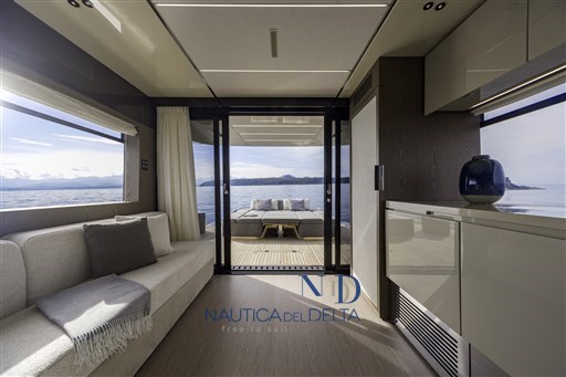 InvictusYacht_ST550_46.jpg