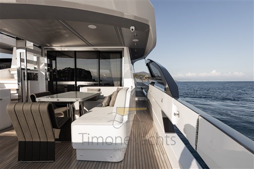 Azimut S8098.jpg