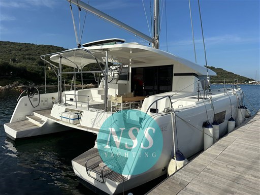 Lagoon 42