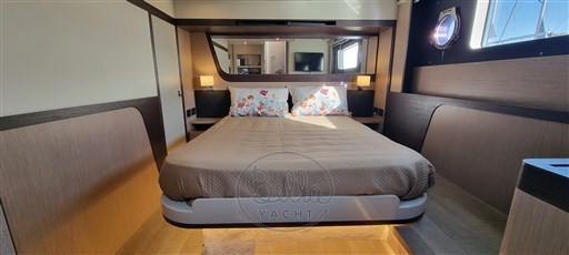 Absolute yacht boat 47 flybridge bella yacht . 1yachtforyou . mathieu gueudin (28)