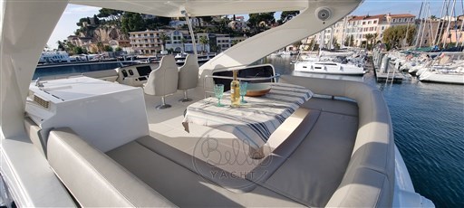 Absolute yacht boat 47 flybridge bella yacht . 1yachtforyou . mathieu gueudin (48)