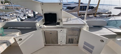 Absolute yacht boat 47 flybridge bella yacht . 1yachtforyou . mathieu gueudin (41)
