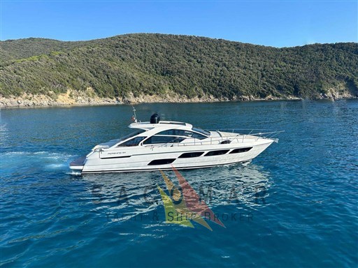 Pershing 5x